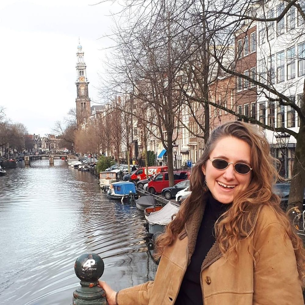 Meet your Posher, Laura